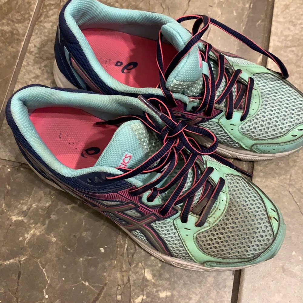 Size 6.5 ASICS running shoes